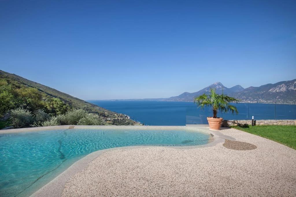 Villa Divina22-Apt Armonia-Con Piscina E Vista Lago Castelletto Di Brenzone Exterior foto